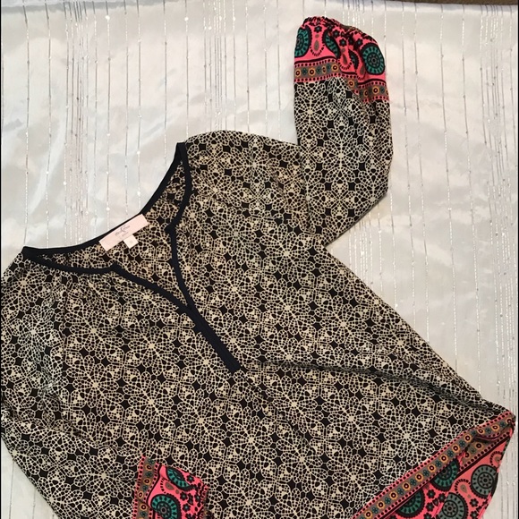 Girls size small tunic - Picture 7 of 7